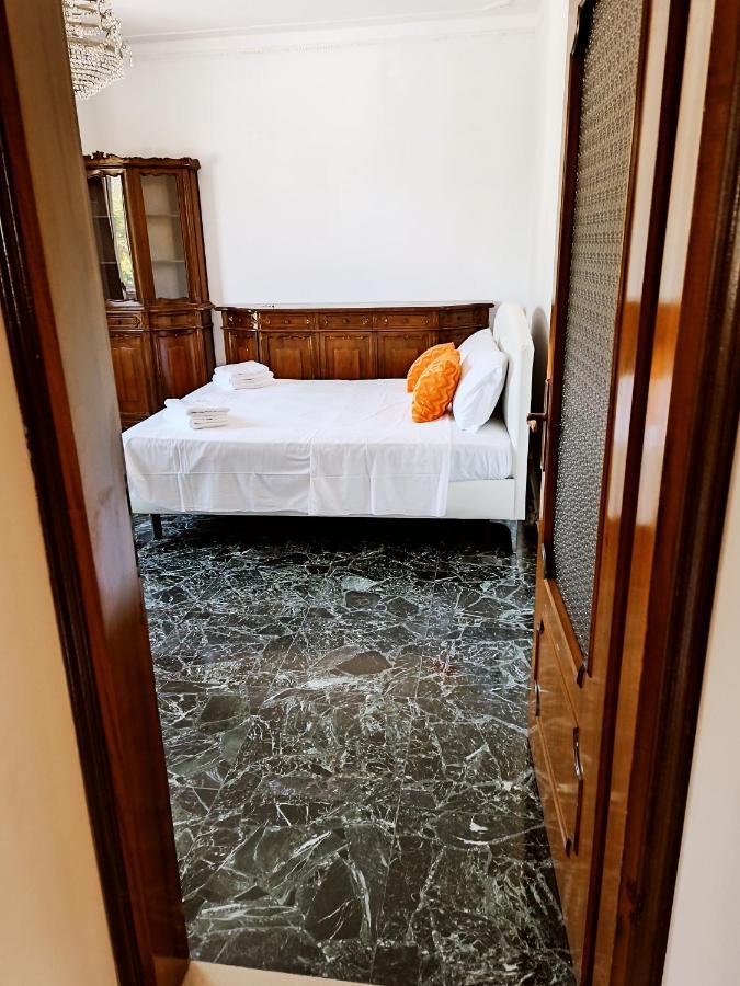 Locazione Turistica Bed & Breakfast Tessera Luaran gambar