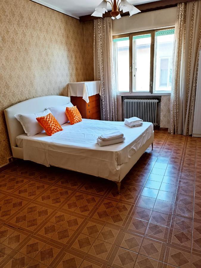 Locazione Turistica Bed & Breakfast Tessera Luaran gambar